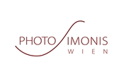 Mag. Philipp Simonis - Fotograf für hochwertige Porträts und Business Portraits